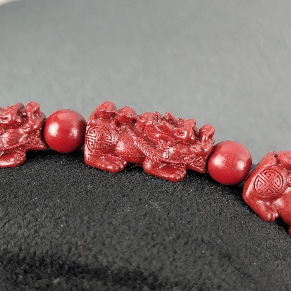 Carved red cinnabar stretchy bracelet